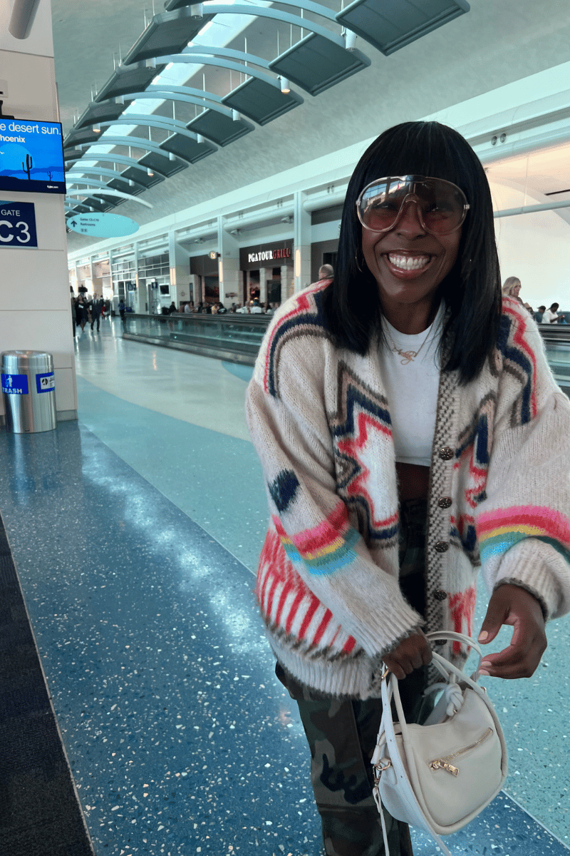 Here's an Airport Outfit Idea You Probably Didn't Think Of
